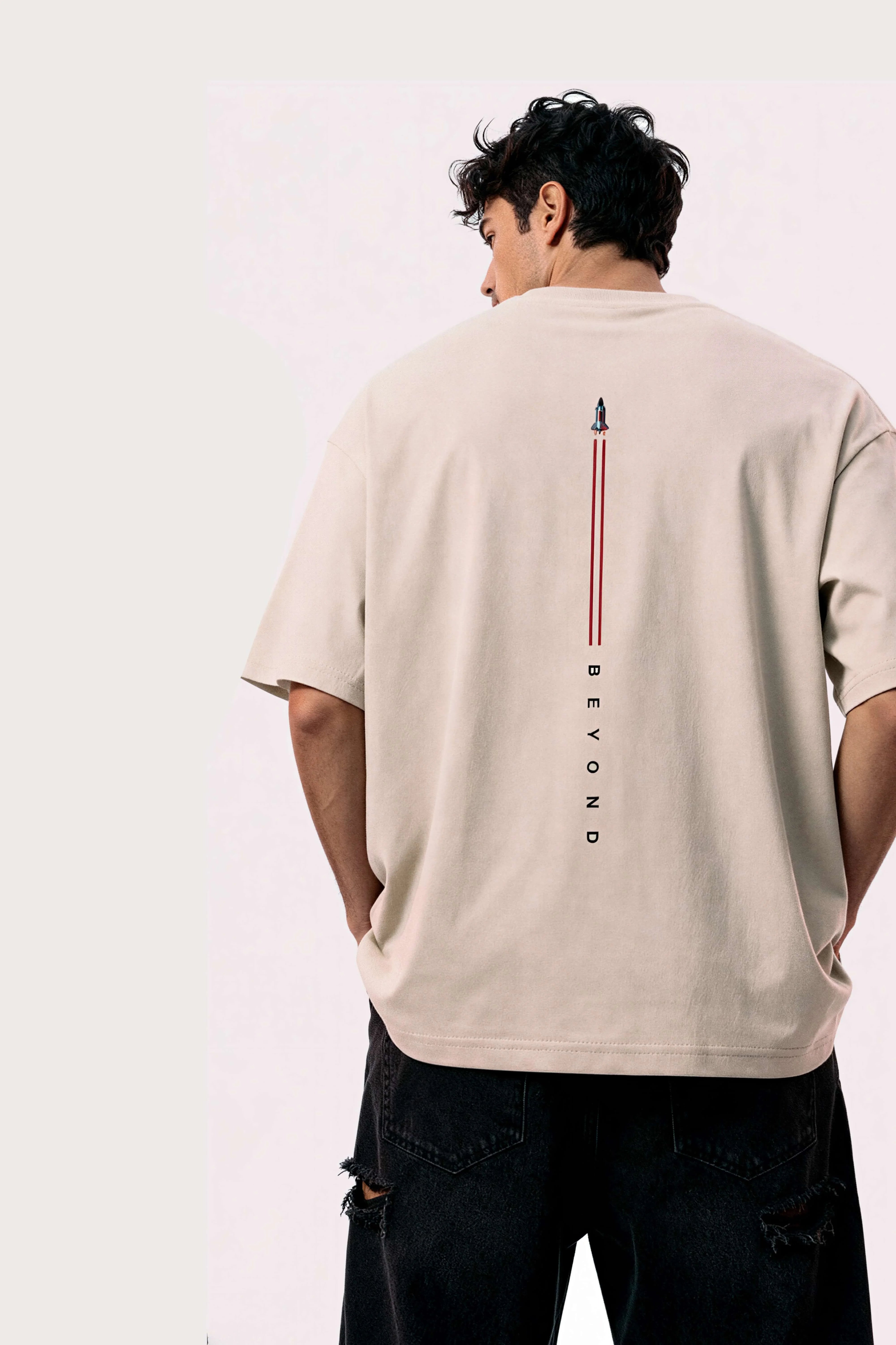 Men-oversized-beige-tshirt-beyond-lifestyle