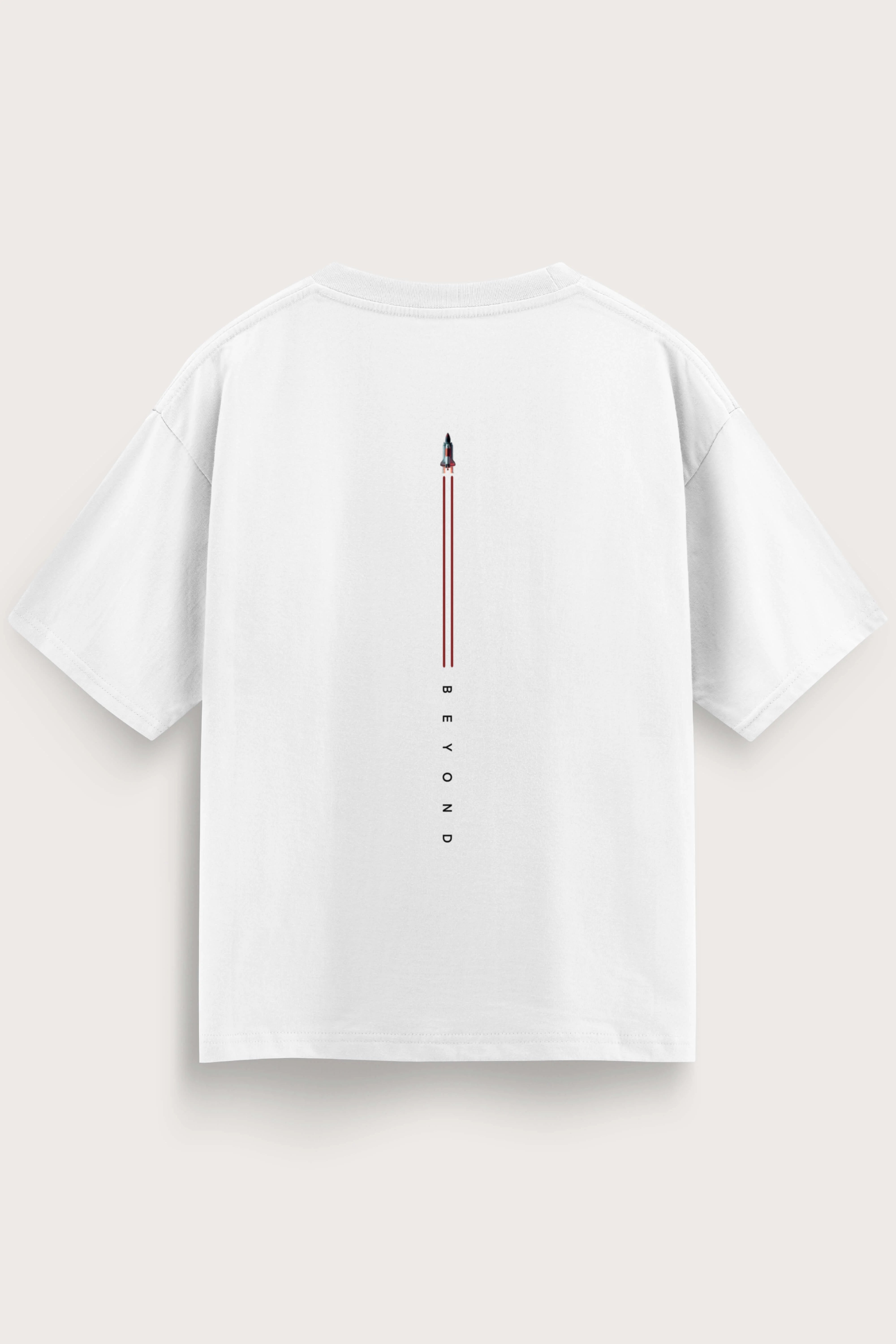 Men-oversized-white-tshirt-beyond-back