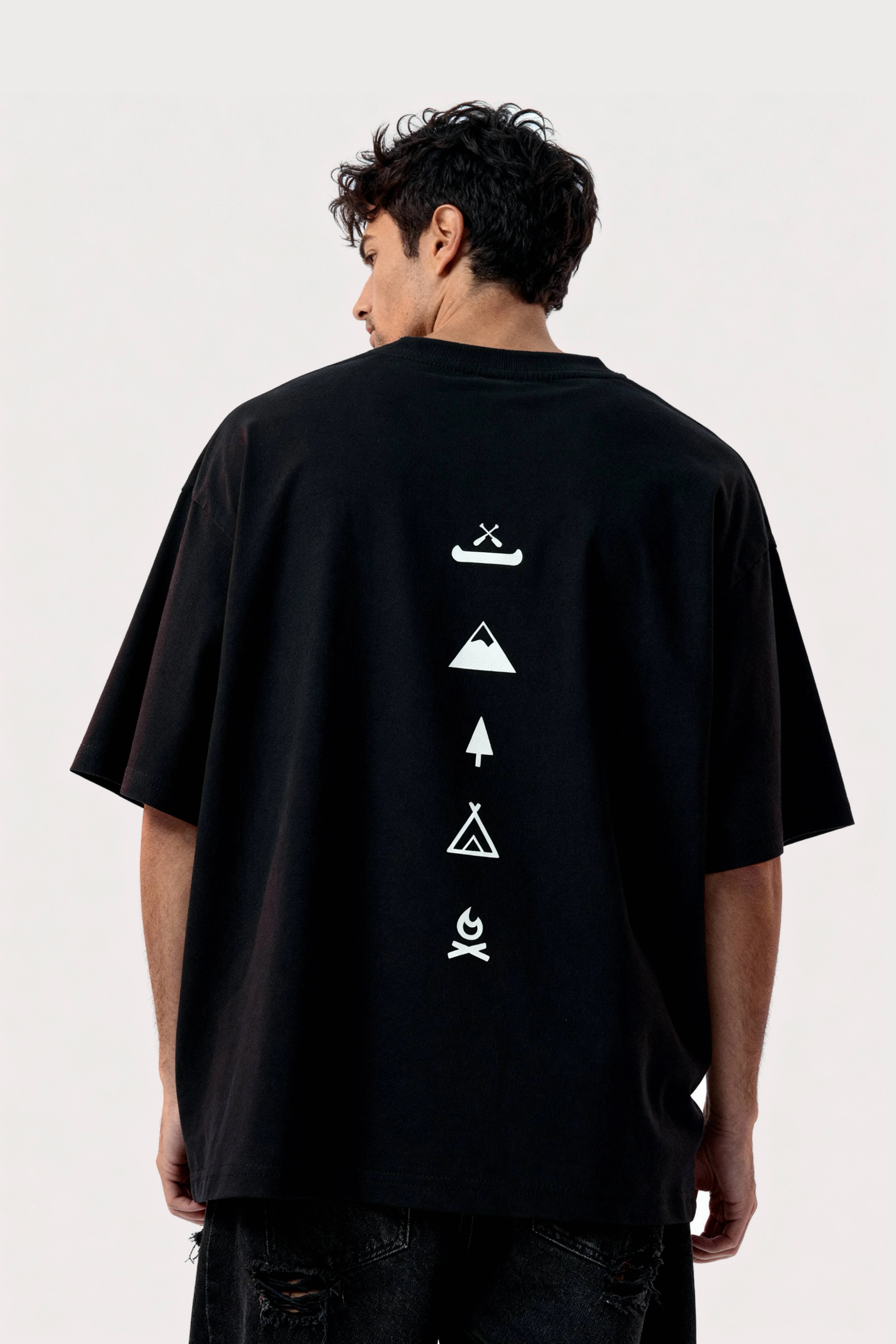 Oversized Black T-Shirt – Escape