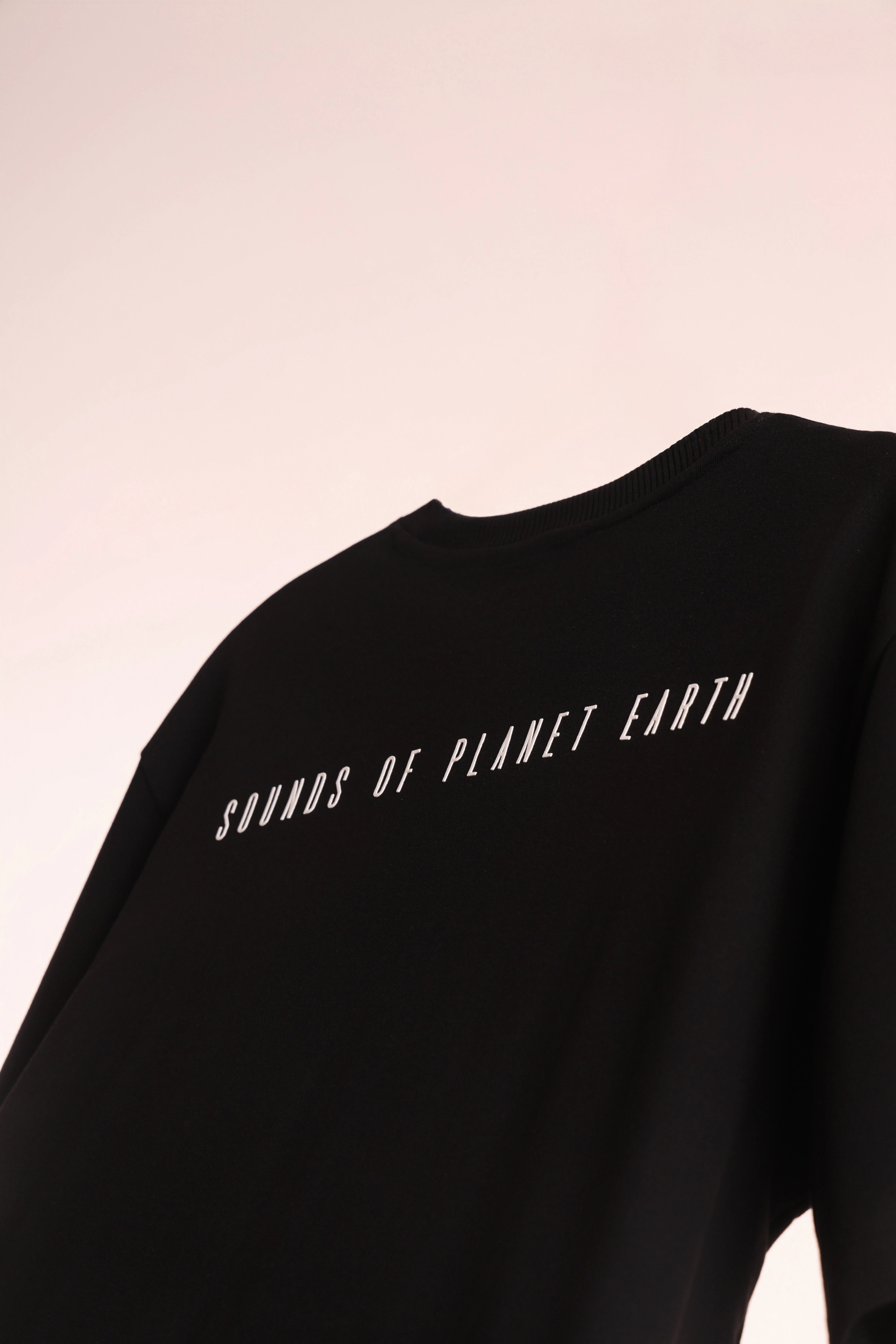Oversized Black T-Shirt – Sounds of earth