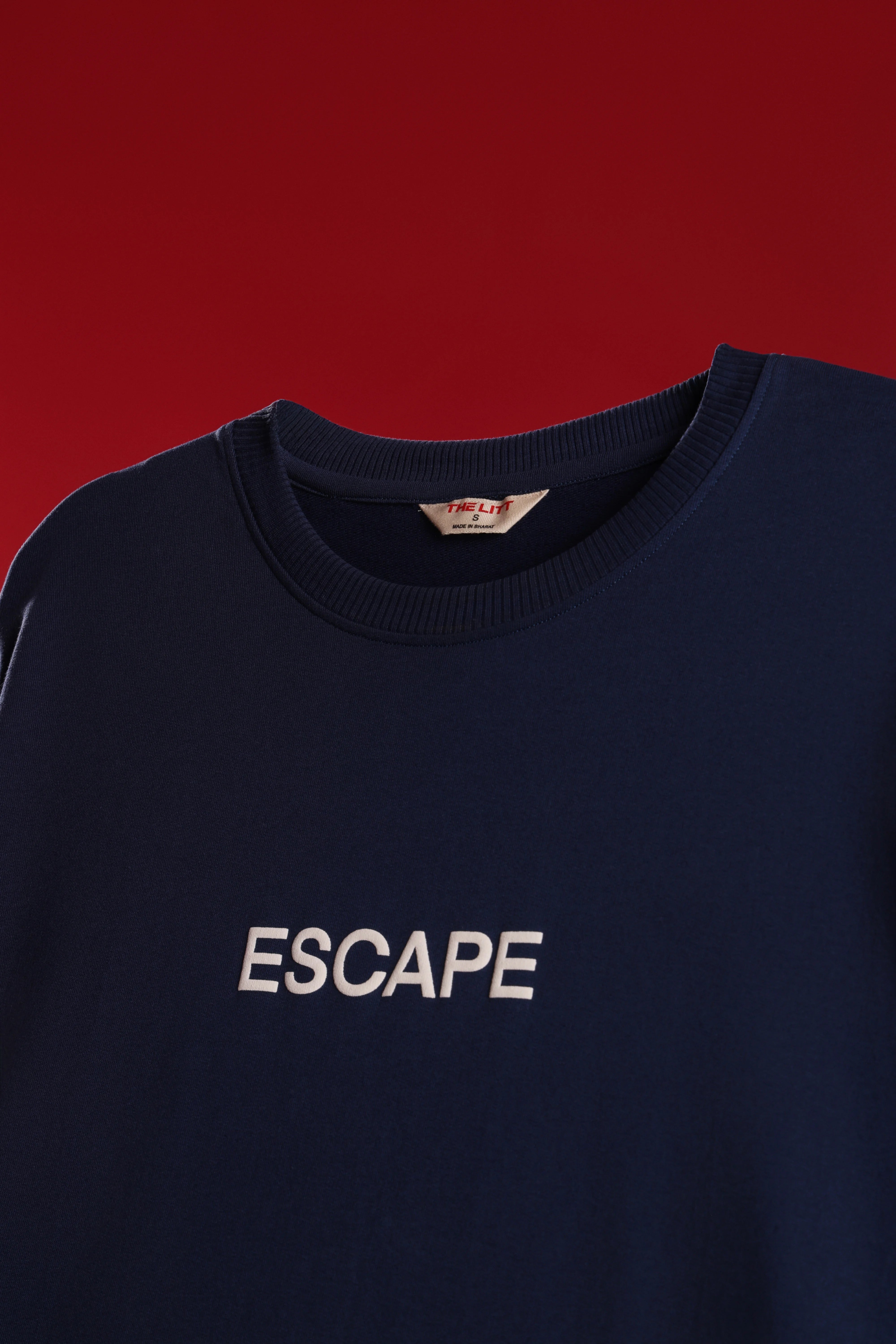 Oversized Blue T-Shirt – Escape