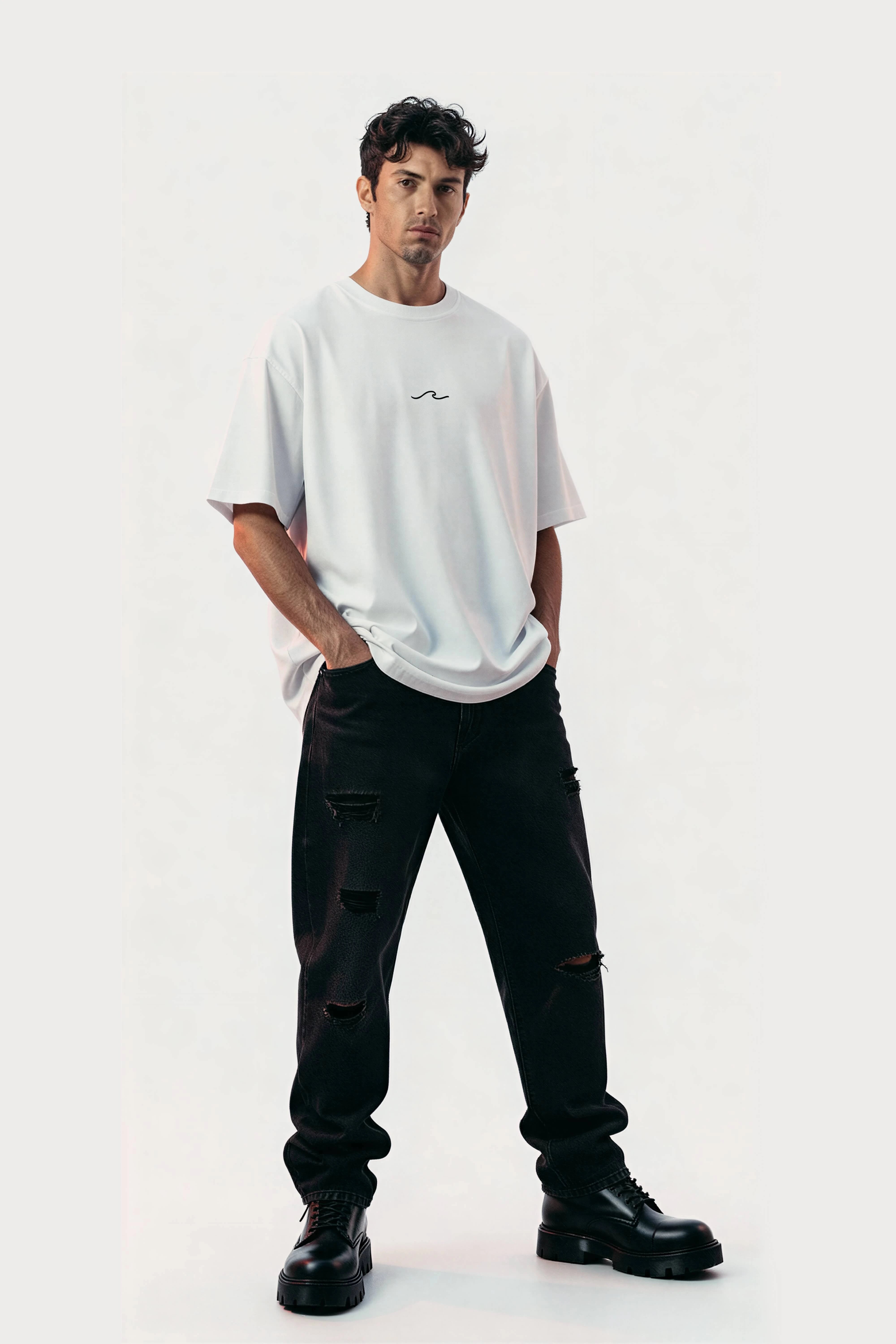 Oversized White T-Shirt – Born to Discover