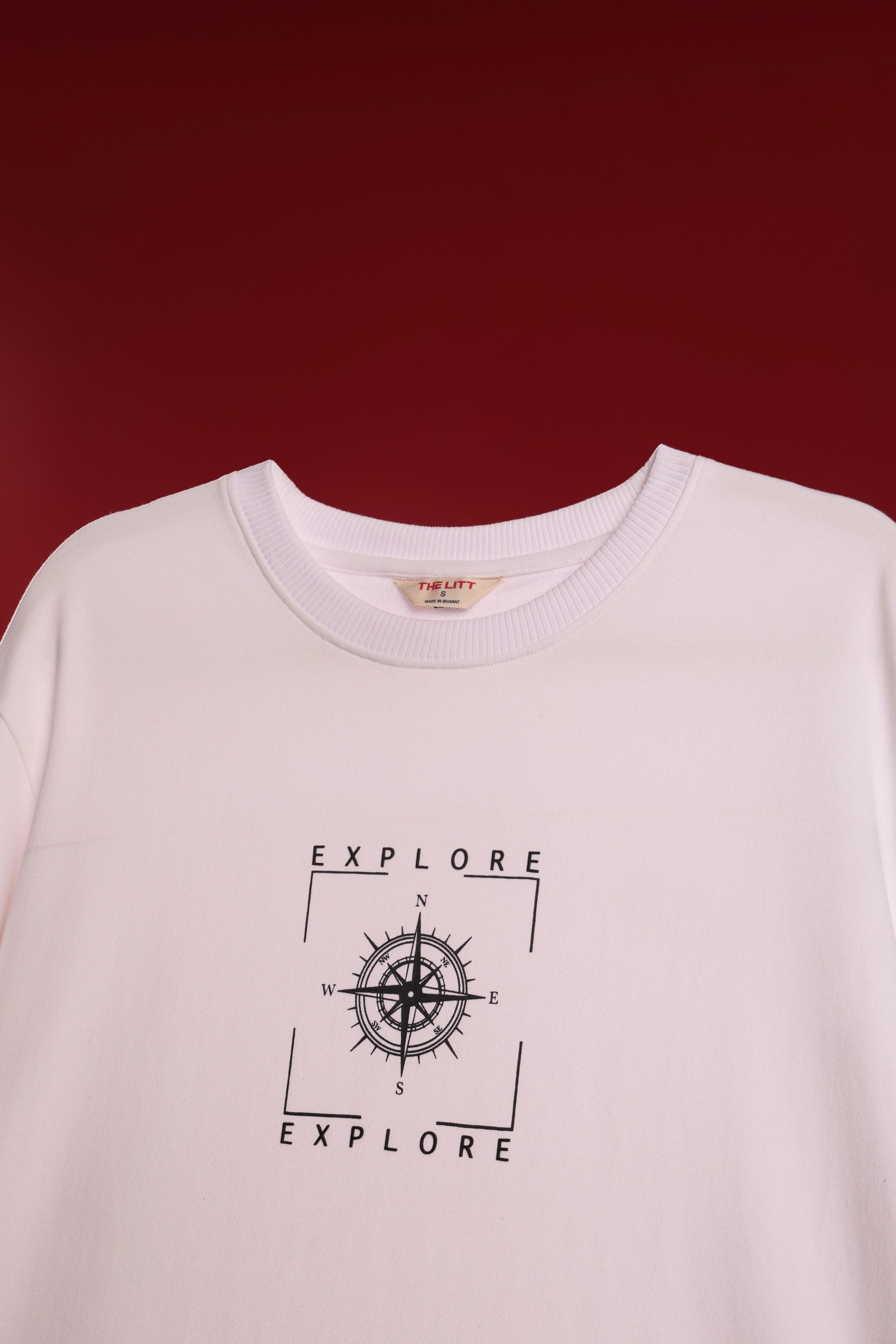 Oversized White T-Shirt – Explore