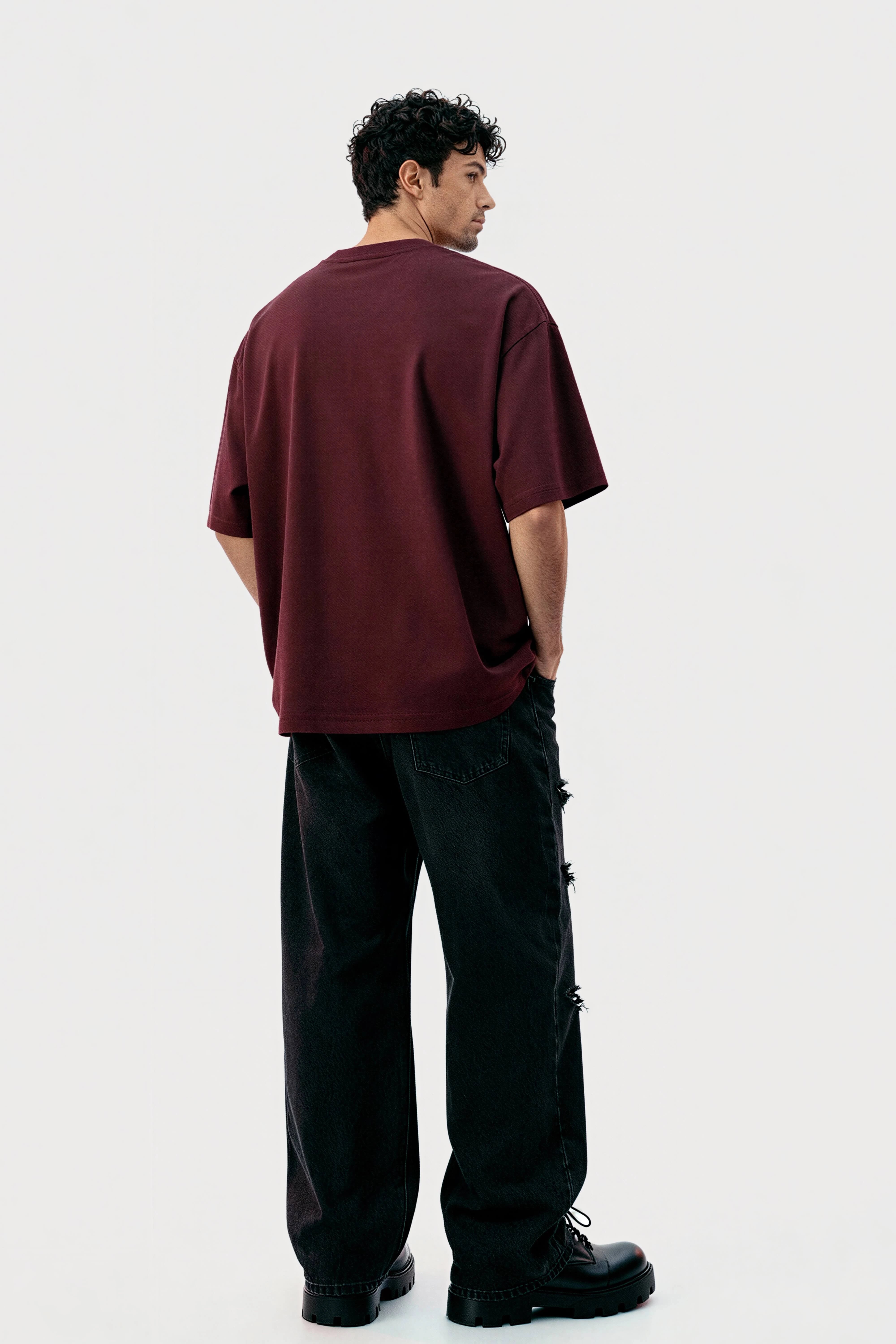 Oversized Wine T-Shirt – Explore