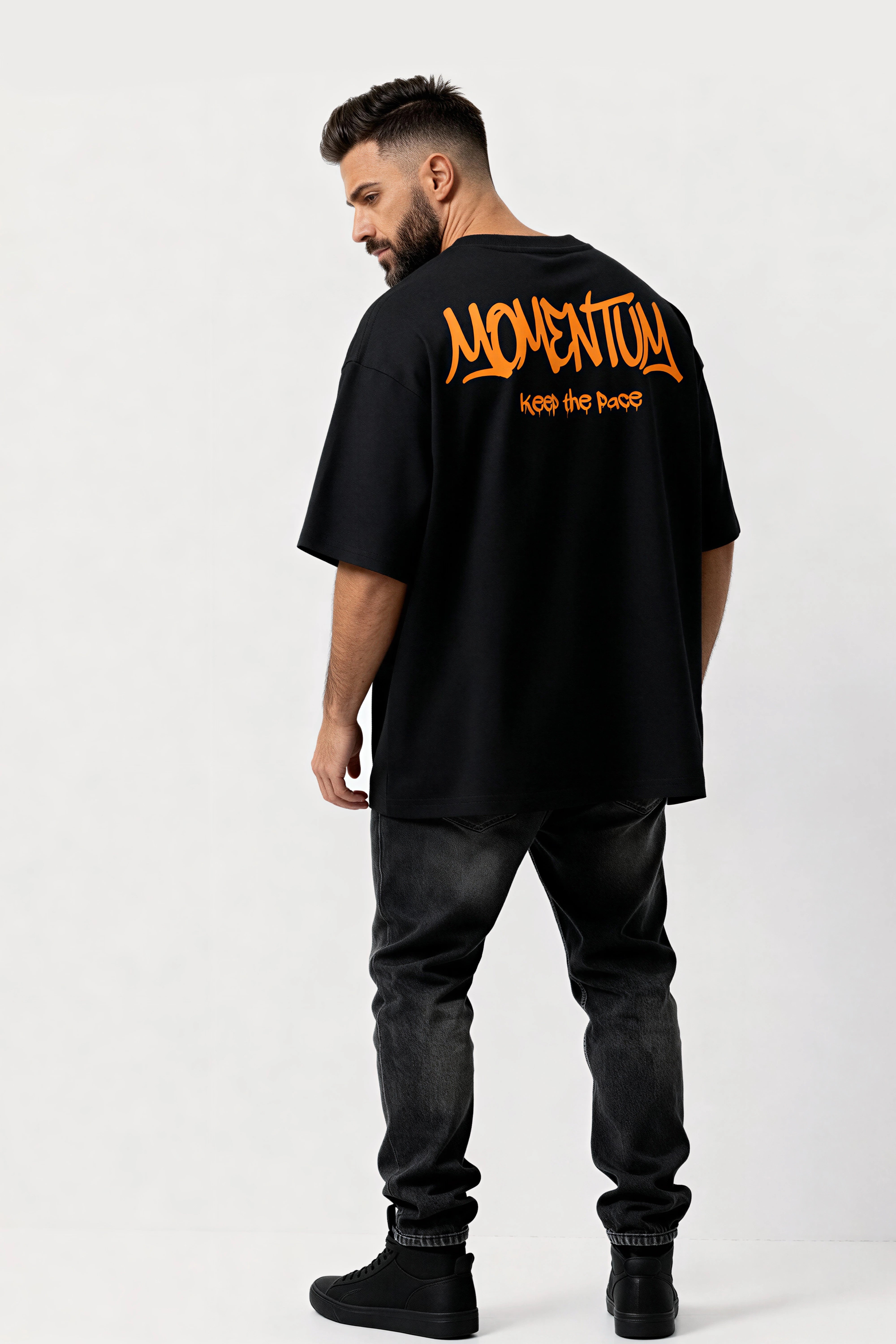 men-relaxed-fit-black-tshirt-Momentum-folded