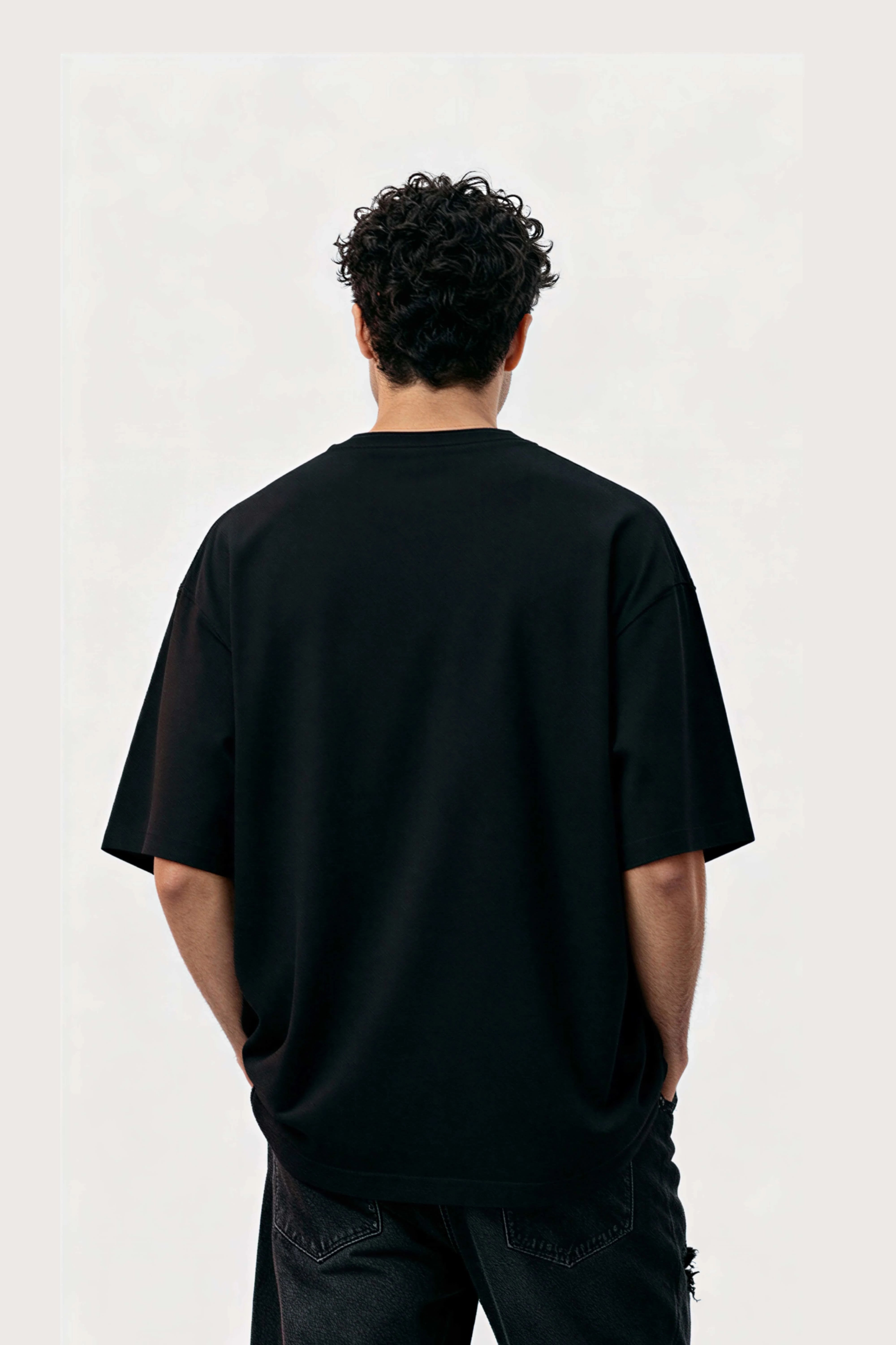 Relaxed fit black t-shirt – pie