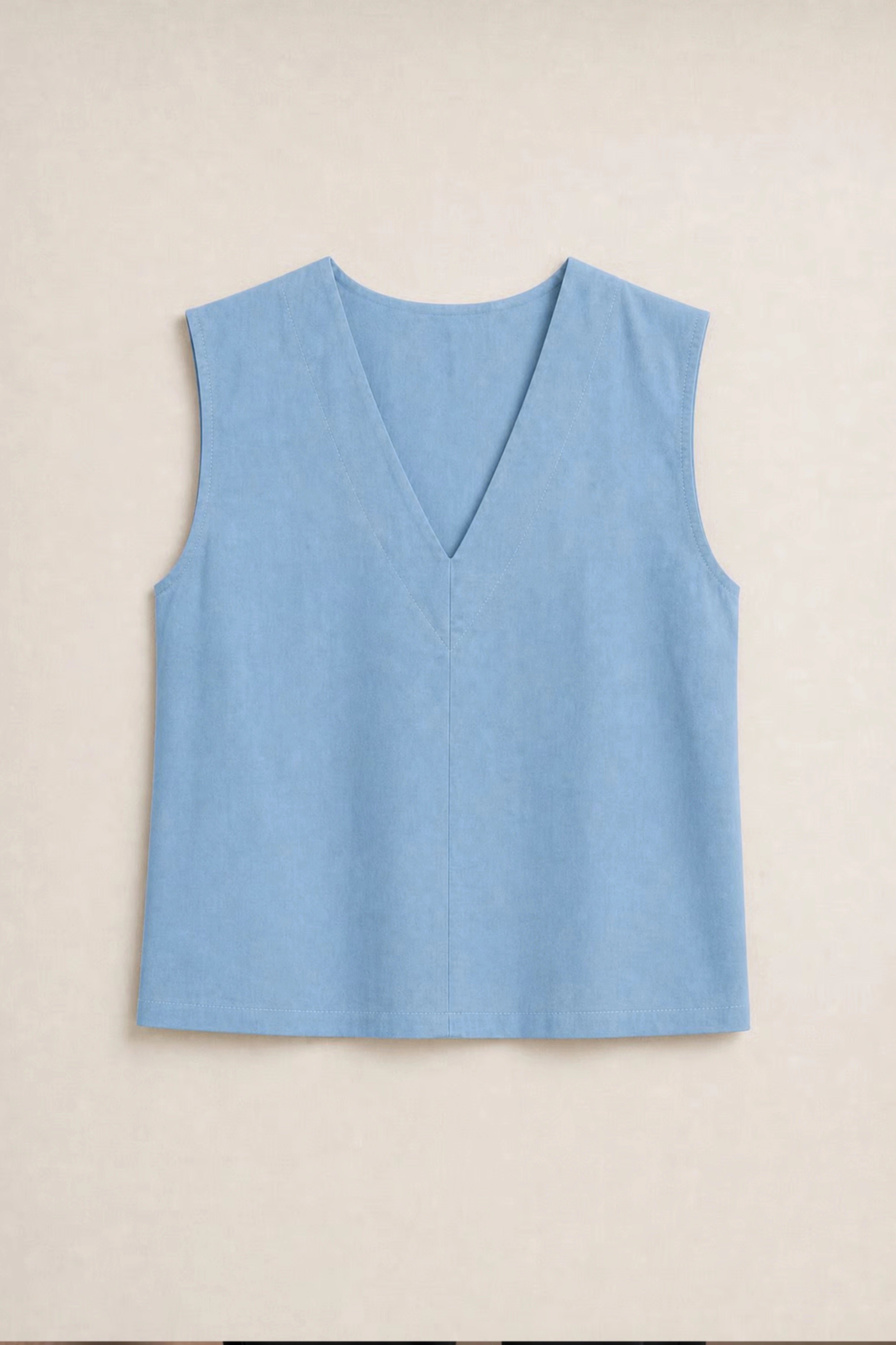 Women's Dusty Blue Chic V-neck Sleeveless Top